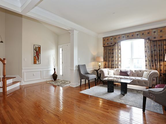 3rd image of 89 Blair Hts