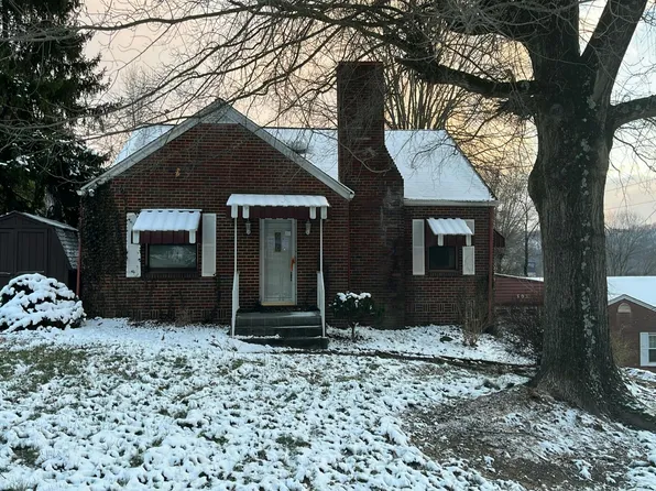 503 6th St, Glen Dale, WV 26038