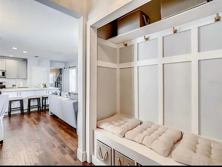 1102 Goldenaster Ct — Photo 12