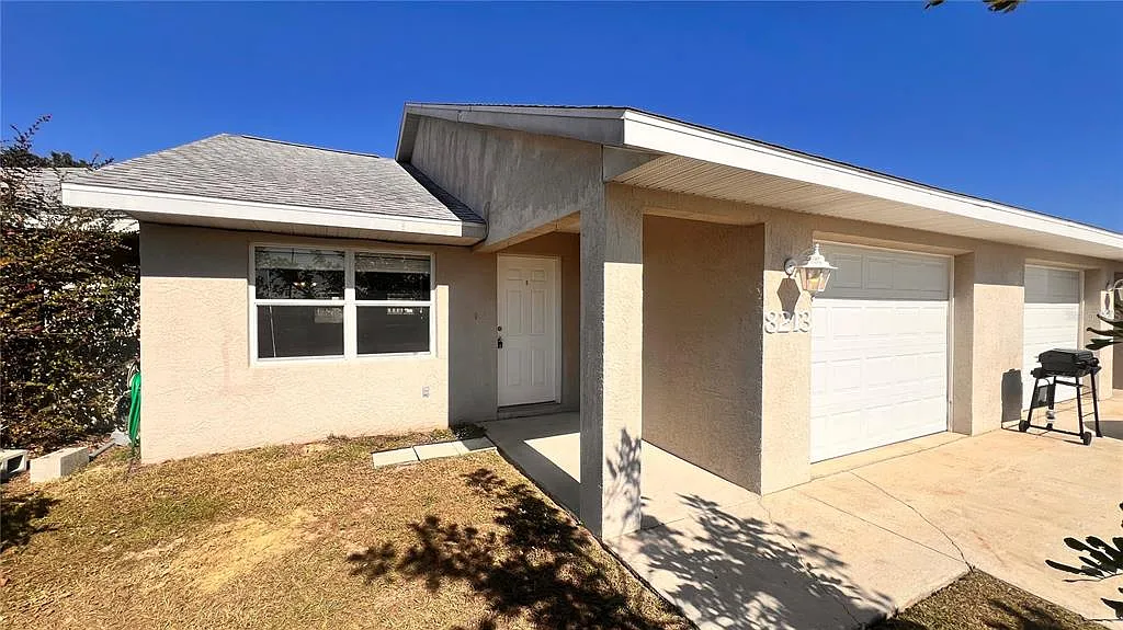 Building Photo - 8213 Cozumel Ln