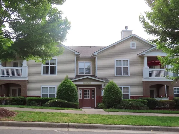 16746 Amberside Rd, Cornelius, NC 28031