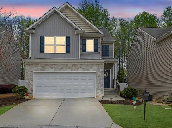 565 Arrowhead Dr, Dallas, GA 30132