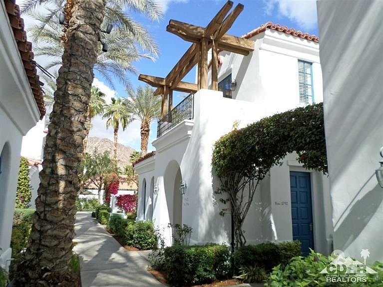 1st image of 49625 Avenida Obregon