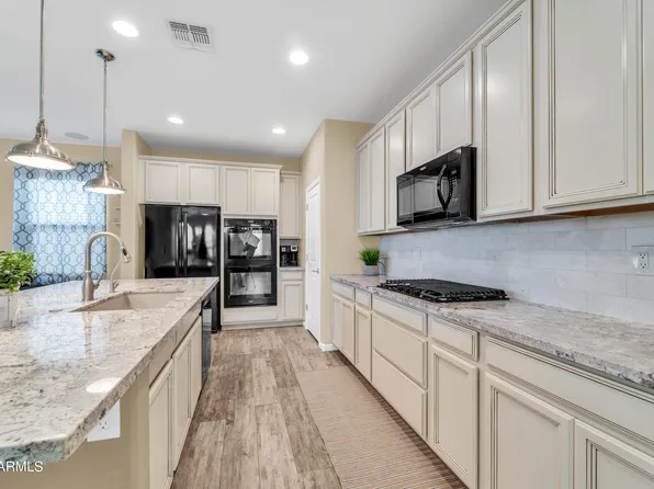 20221 W SHERMAN Street, Buckeye, AZ 85326