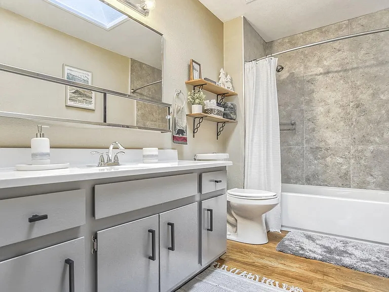730 Beldon Dr — Photo 6