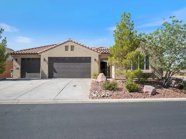 1235 W Desert Sparrow Cir, St George, UT 84790