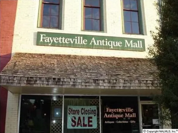 112 College St E, Fayetteville, TN 37334