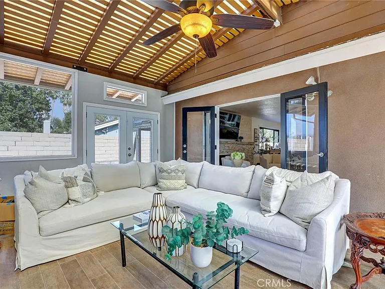 25262 Tasman Rd — Photo 15