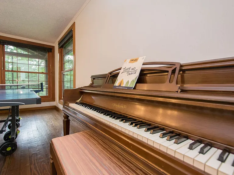 320 W Huckleberry Rd #ID1597166P — Photo 37
