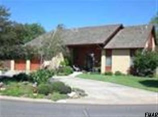 3412 Rockwood Rd, Enid, OK 73703