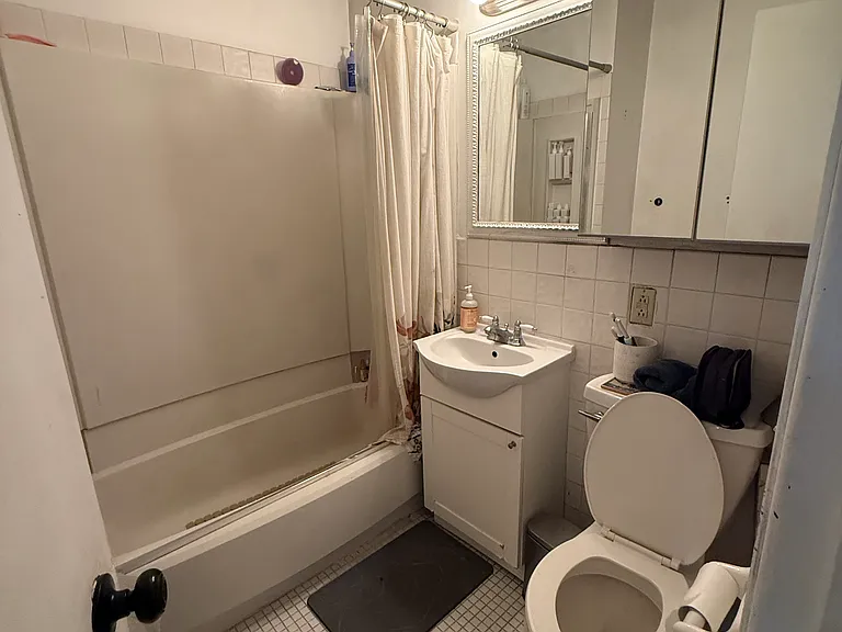 1716 Tyler St NE #2 — Photo 8