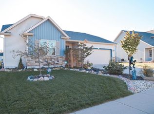 1321 Tower Hill PASS, Whitewater, WI 53190
