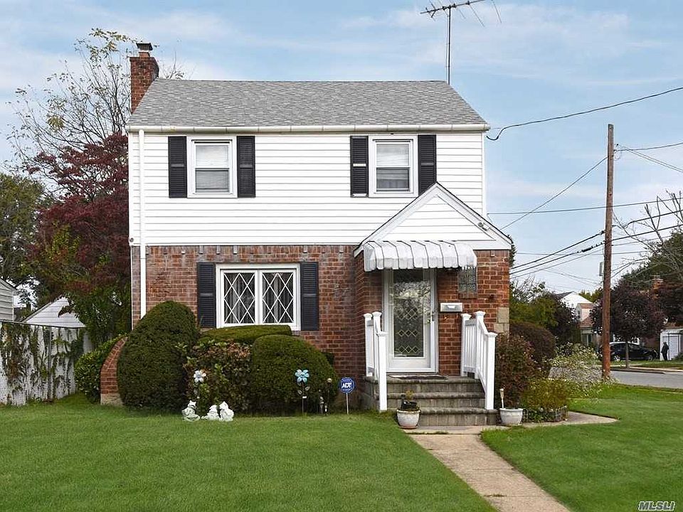 1st image of 119 Lucille St