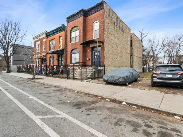 2722 W Jackson Blvd, Chicago, IL 60612