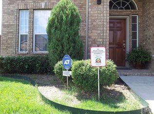 1528 Shepherd Ln, Carrollton, TX 75007