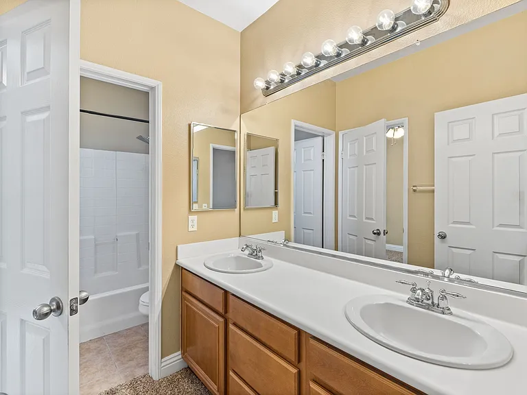31035 Strawberry Tree Ln — Photo 27