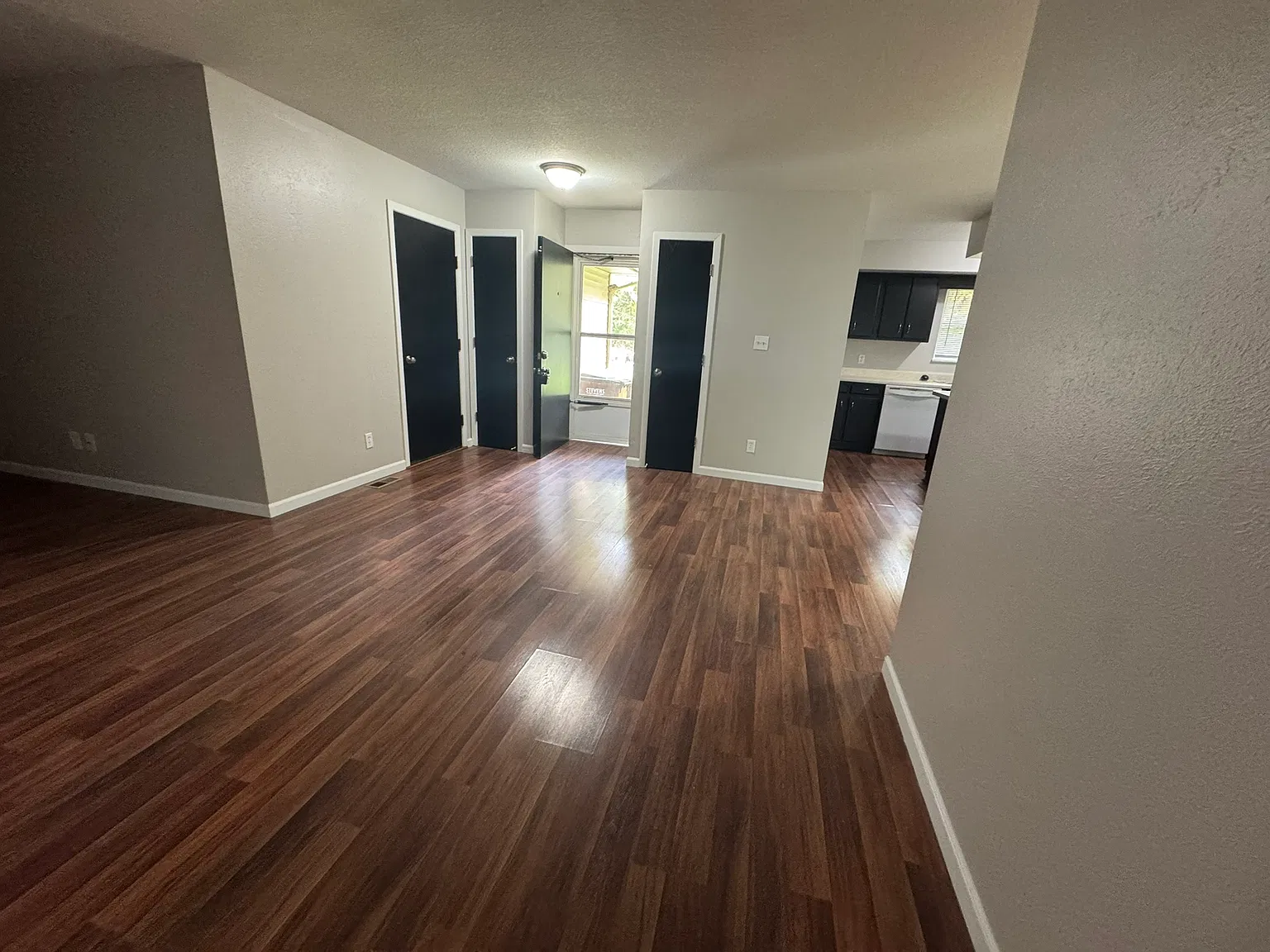 1025 Mill Highway - 1 — Photo 3