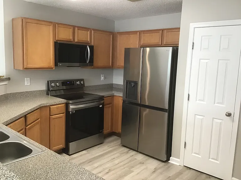 1262 Brookstone Rd — Photo 3