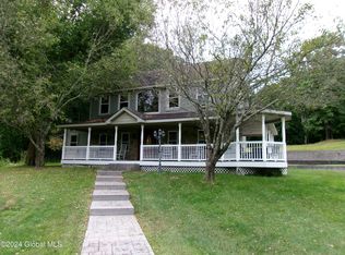 41 Liberty Rd, Troy, NY 12180