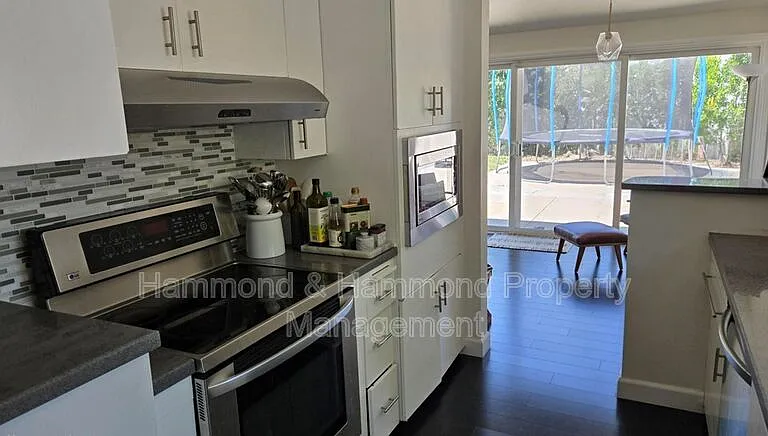 5851 Keokuk Ave — Photo 7