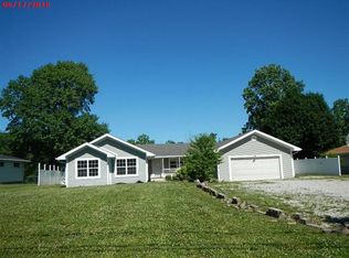 3220 N Huntington Rd, Marion, IN 46952
