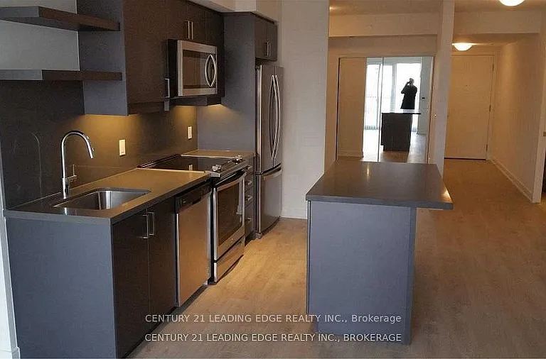 50 Wellesley St E #706 — Photo 9