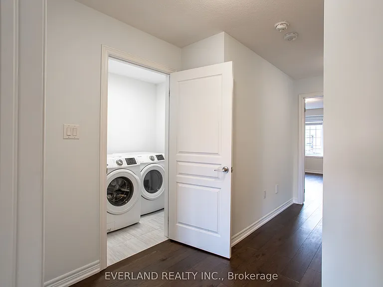 372 Threshing Mill Blvd — Photo 19