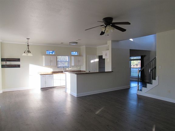 3rd image of 39220 Shadow Ridge Dr