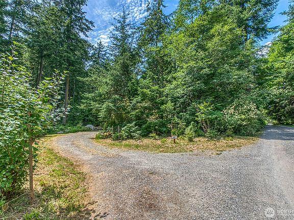 5th image of 31 Colgan Creek Road