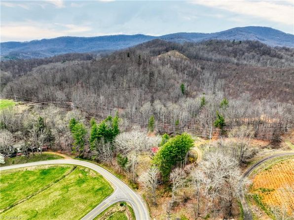 1260 State Highway 194 S, Todd, NC 28684