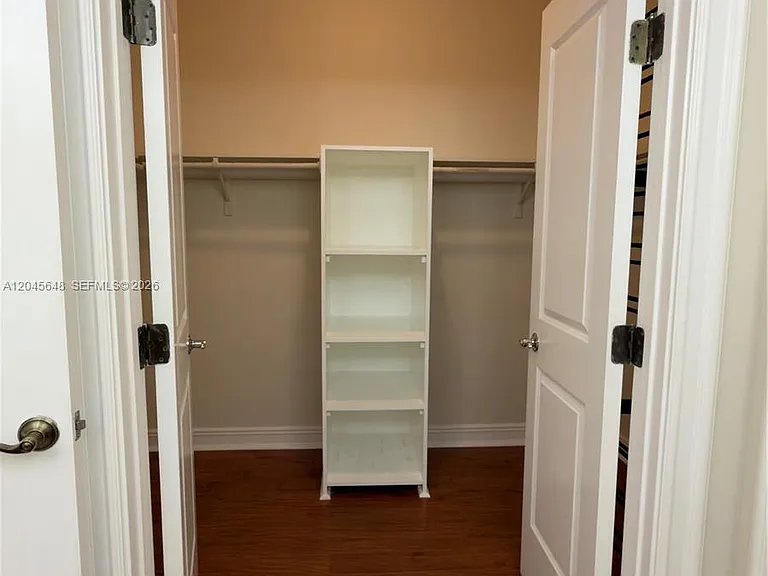16100 Emerald Estates Dr #281 — Photo 25