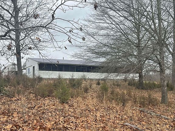 3rd image of 465 North Rd