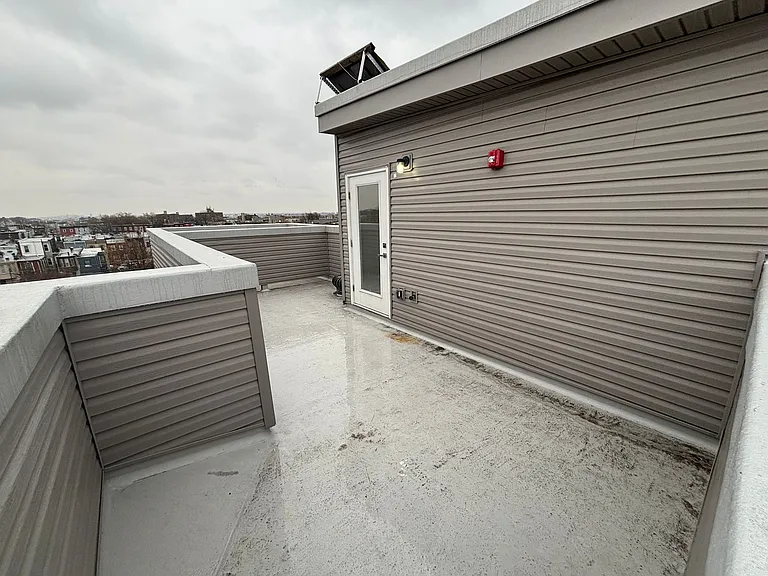 2443 N Marshall St #C3 — Photo 9