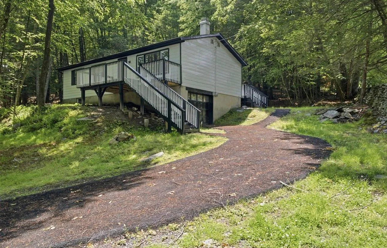 3 bed, $2,250 — Photo 4