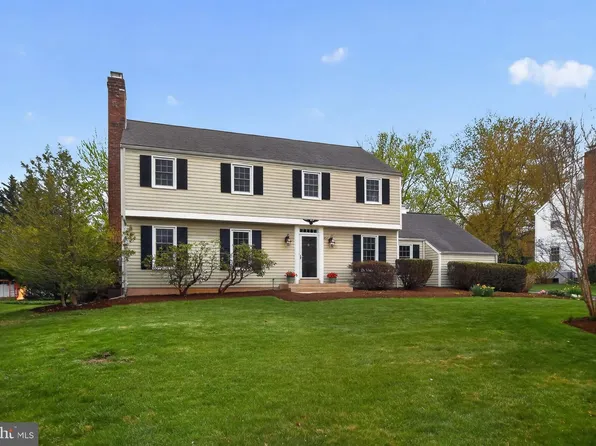 450 Coldstream Dr, Berwyn, PA 19312