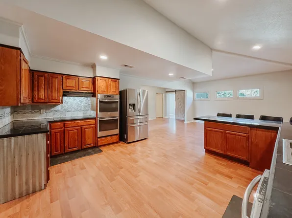 3306 NW County Road 4010, Blooming Grove, TX 76626
