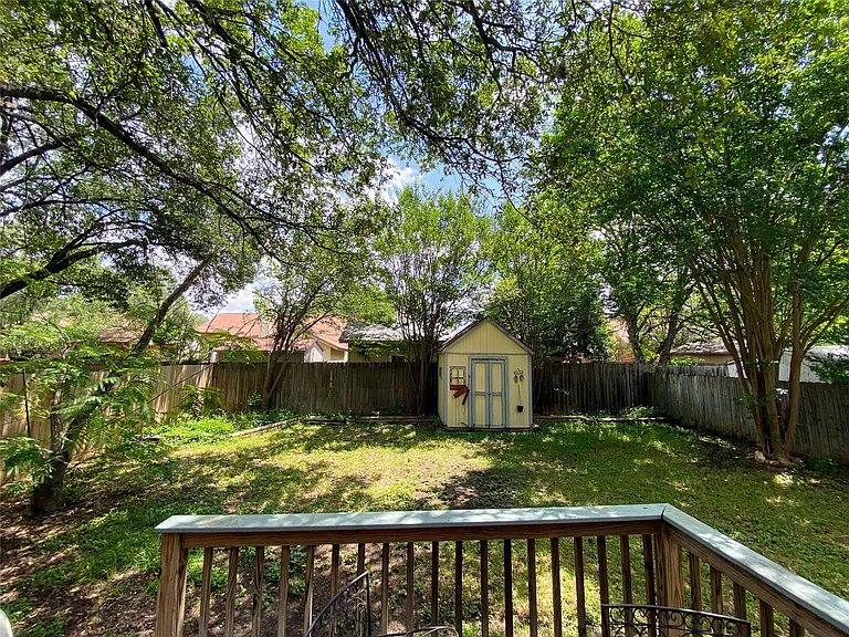 3215 Tree Grove Dr — Photo 25