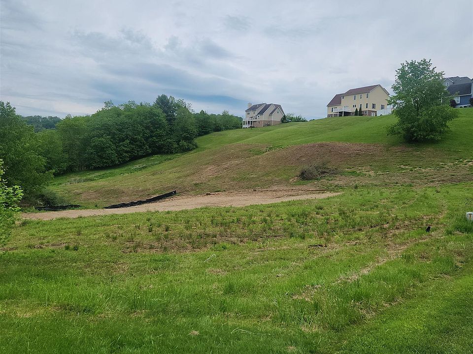 2nd image of 10 Orvis Dr