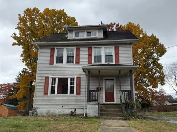 512 E Elizabeth St, New Castle, PA 16105