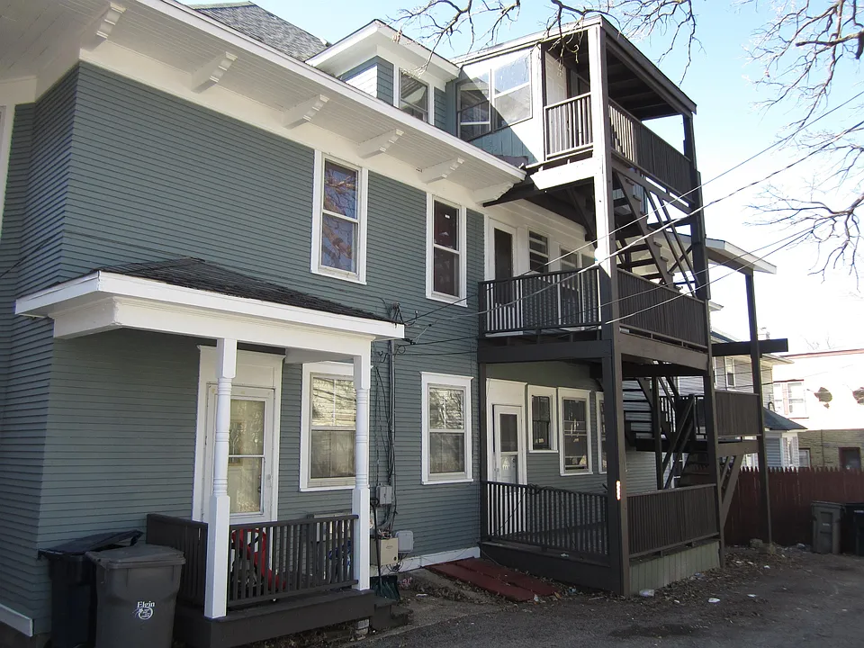 119 Tennyson Ct #3