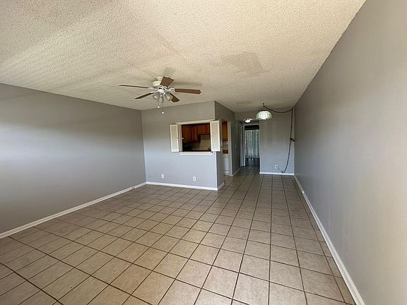 3rd image of 119 Dorset Dr #119