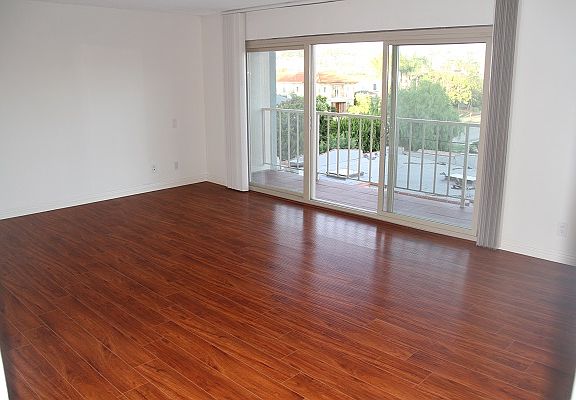 4th image of 1200 S Catalina Ave #428
