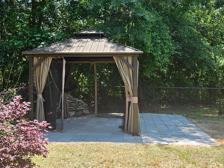 113 Lakeland Dr — Photo 8