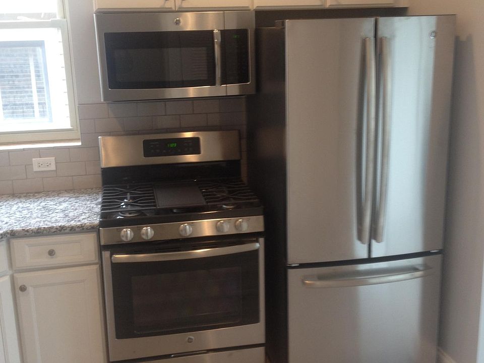 1st image of 4881 N Ashland Ave APT 2