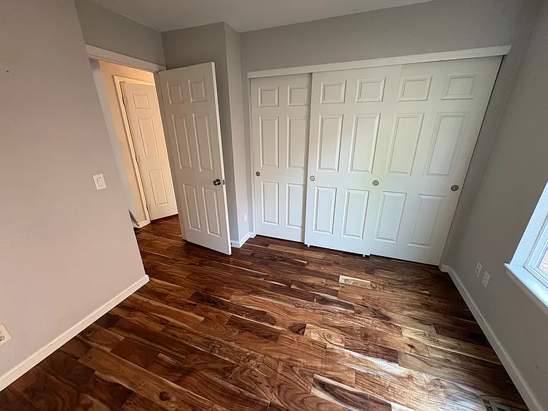 1370 Knollwood Way — Photo 7