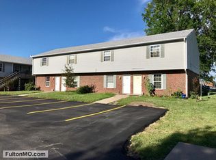 531 Collier Ln, Fulton, MO 65251