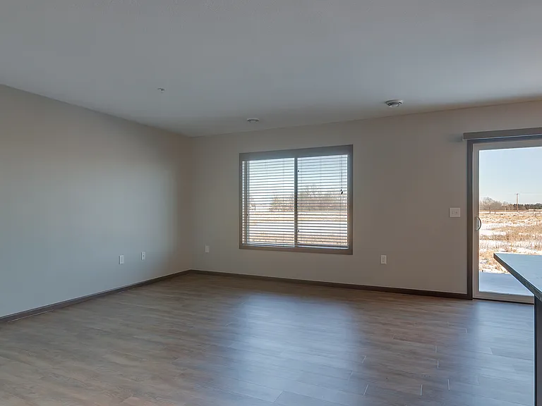 667 Roberts Rd — Photo 11