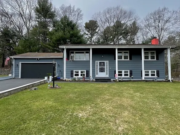 12 Sheridan Cir, Attleboro, MA 02703