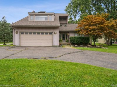 5170 Bantry Dr, West Bloomfield, MI, 48322