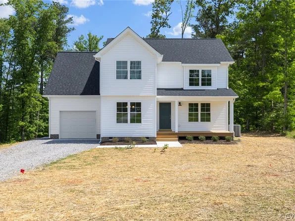 3806 Hamlin Creek Pkwy, Chester, VA 23831